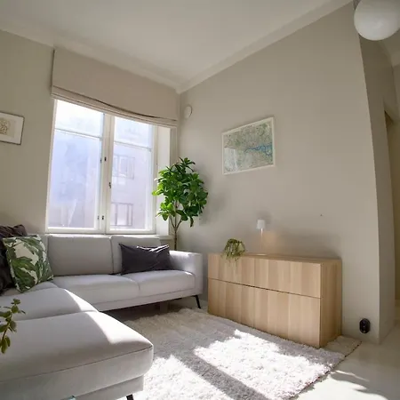 Modern 1br In Idyllic Ullanlinna הלסינקי